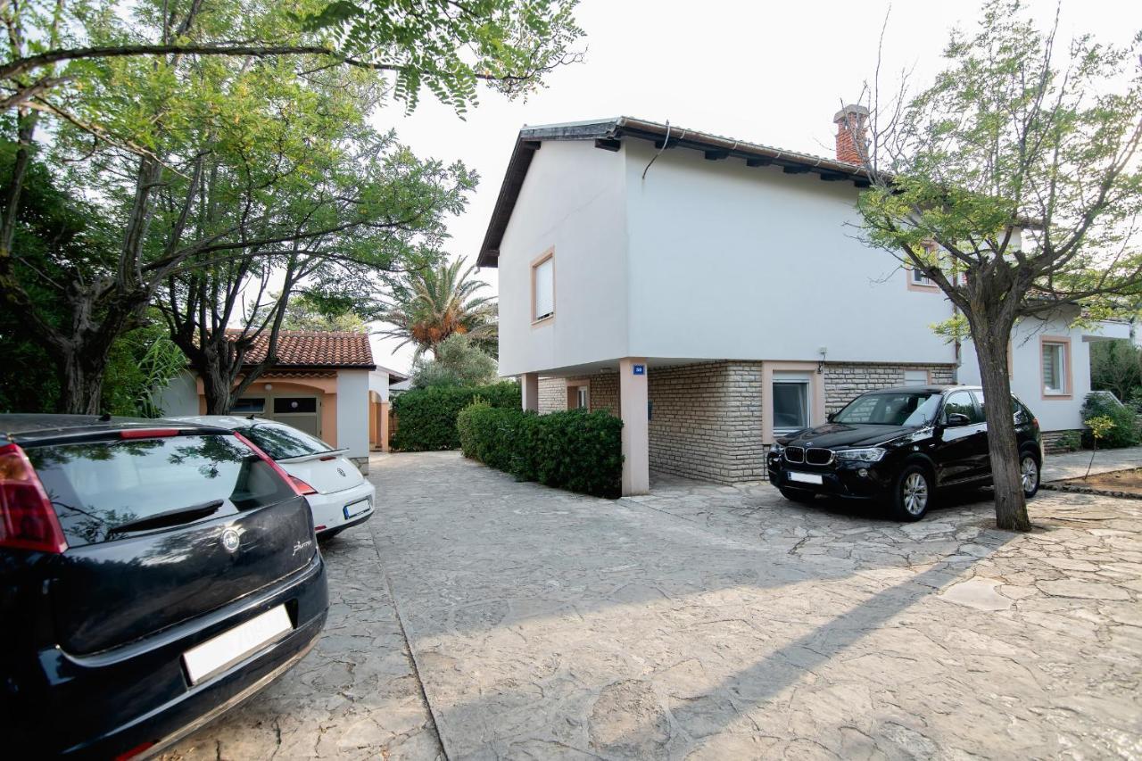 Beach Boy & Pool Girl Apartments فير المظهر الخارجي الصورة